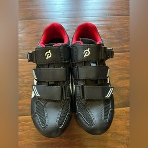Peloton Cycling Shoes w Cleats size 39
